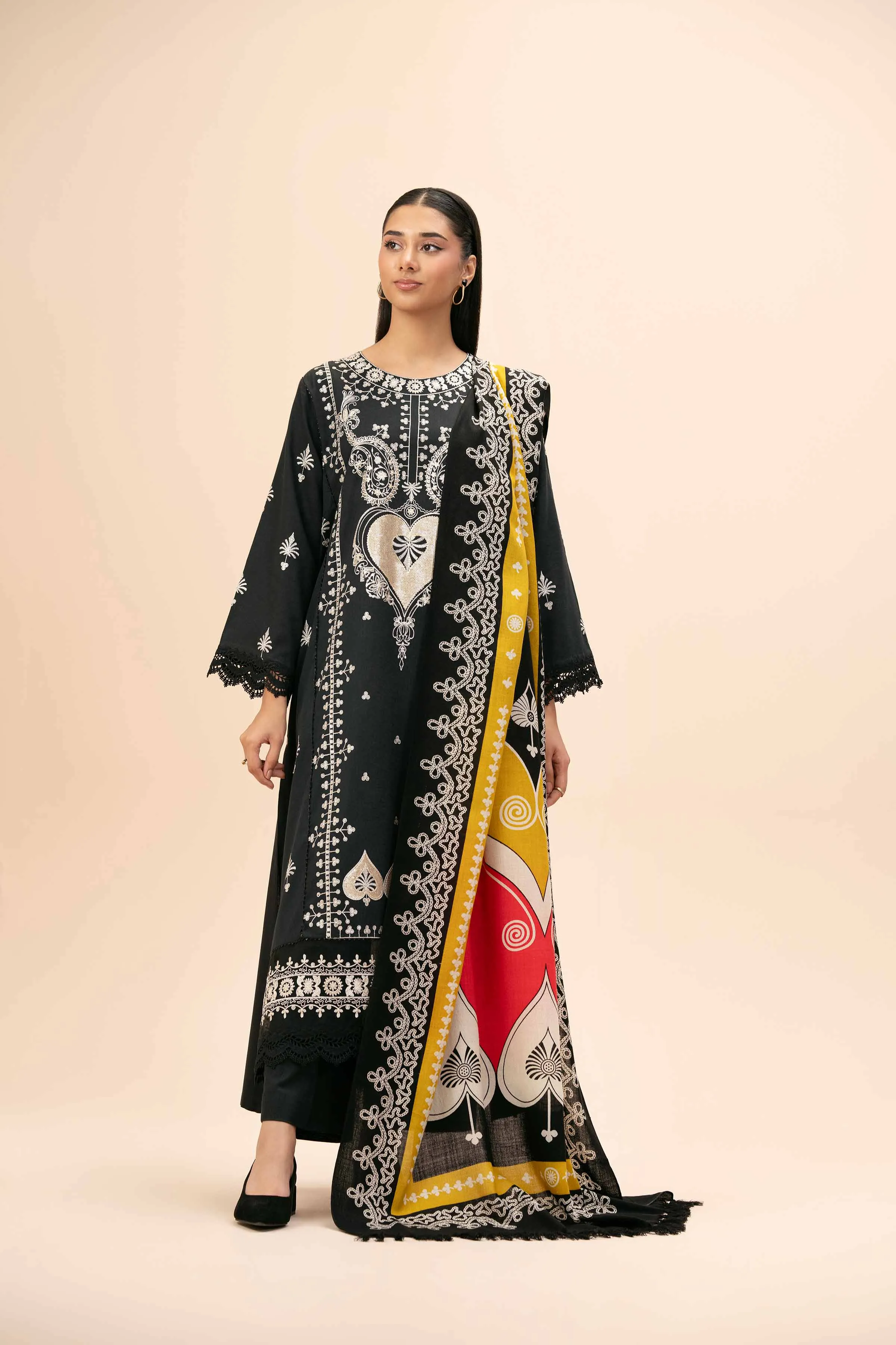 3 Piece - Embroidered Suit - 42404270