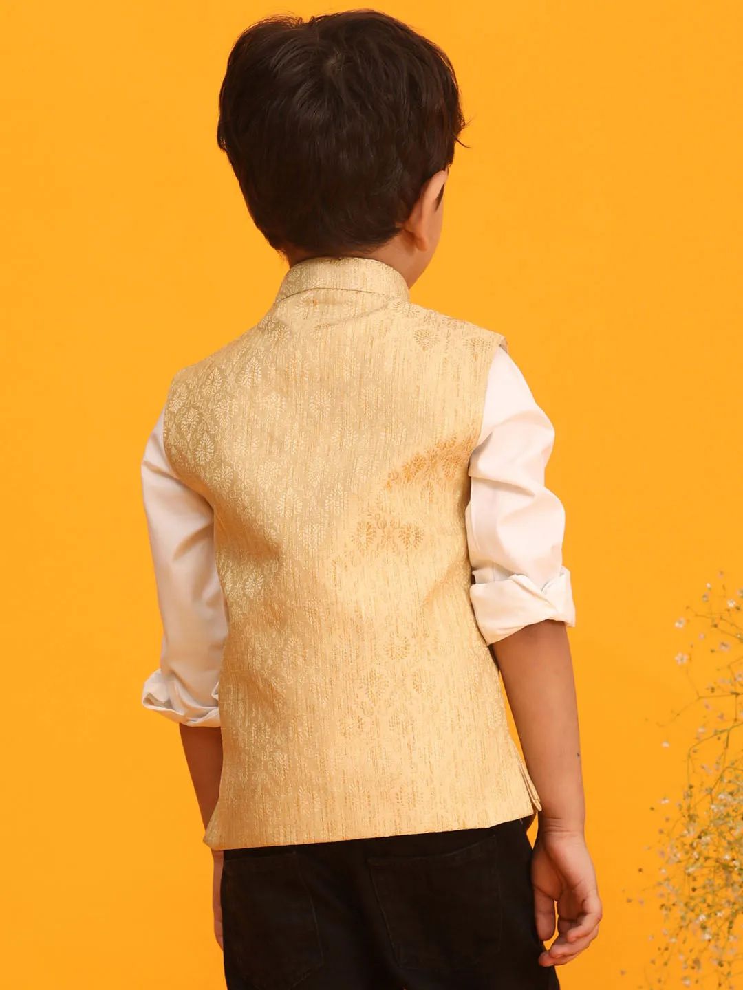 Jashvi Baap Beta Jacquard Silk Double Flap Pocket Jacket Set